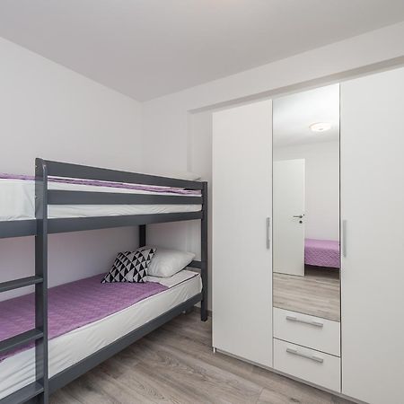 Apartments Janice Pakostane Ngoại thất bức ảnh