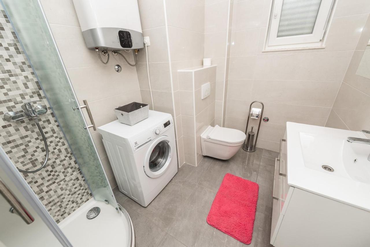 Apartments Janice Pakostane Ngoại thất bức ảnh