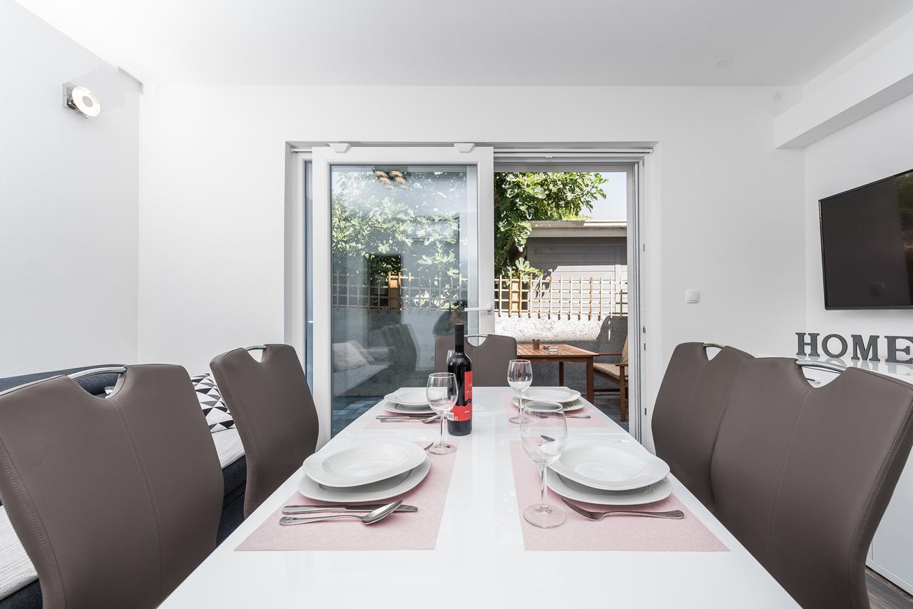 Apartments Janice Pakostane Ngoại thất bức ảnh