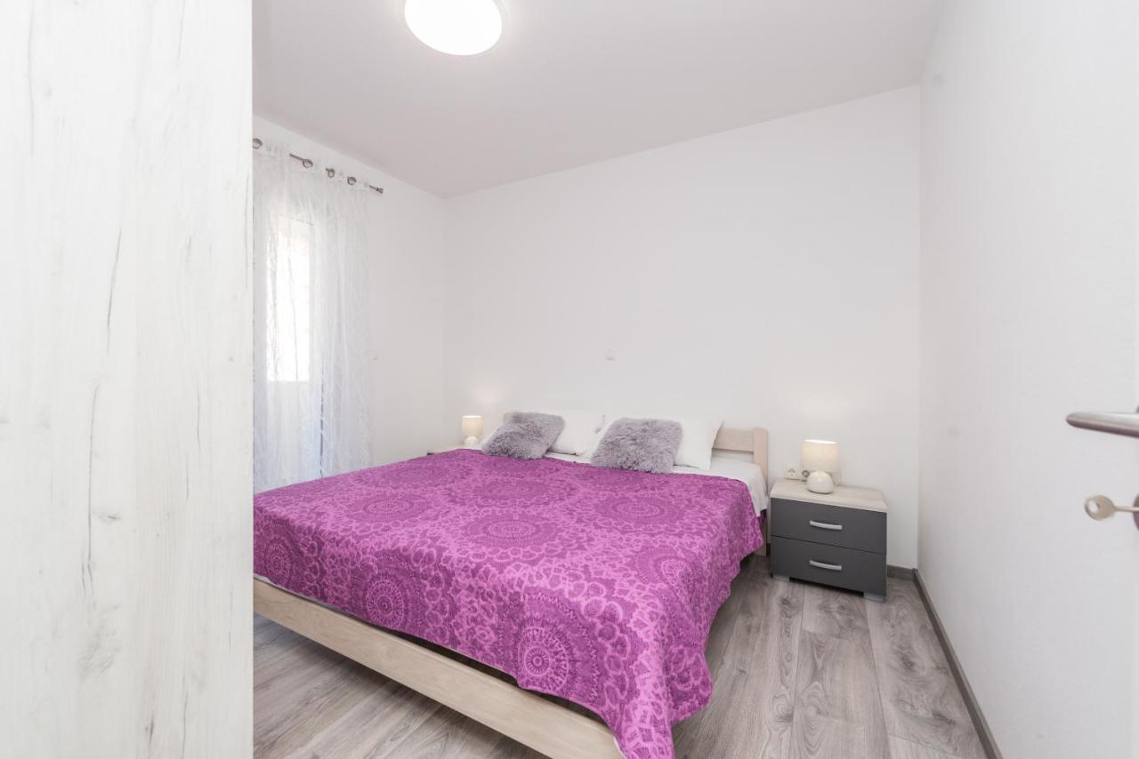 Apartments Janice Pakostane Ngoại thất bức ảnh