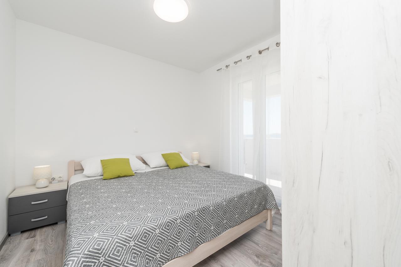 Apartments Janice Pakostane Ngoại thất bức ảnh